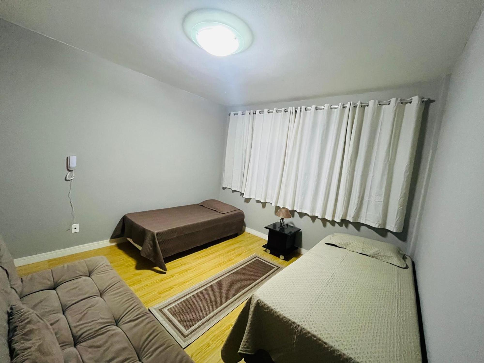 Ferienwohnung Apartamento Centro Com Garagem E Wi-Fi Águas de Lindóia Exterior foto